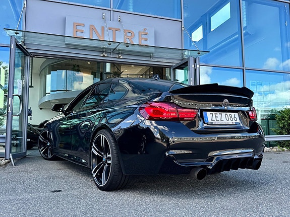 BMW 440i 3 of 5