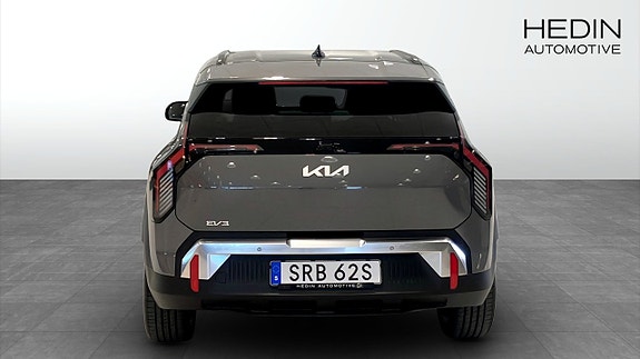 Kia EV3 7 of 10