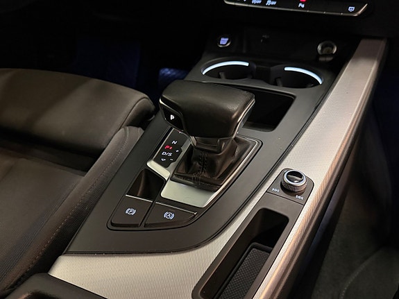 Audi A4 22 of 27