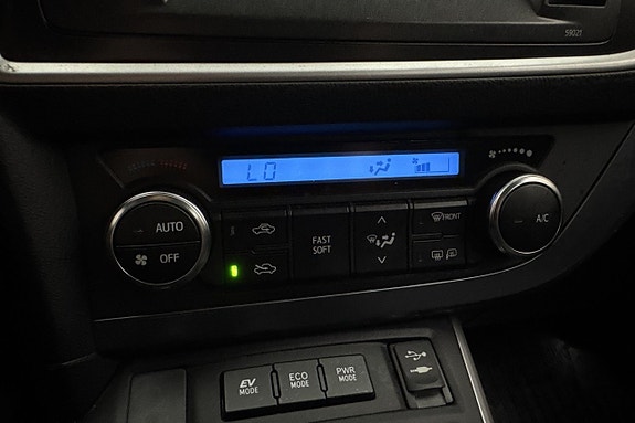 Toyota Auris 14 of 20