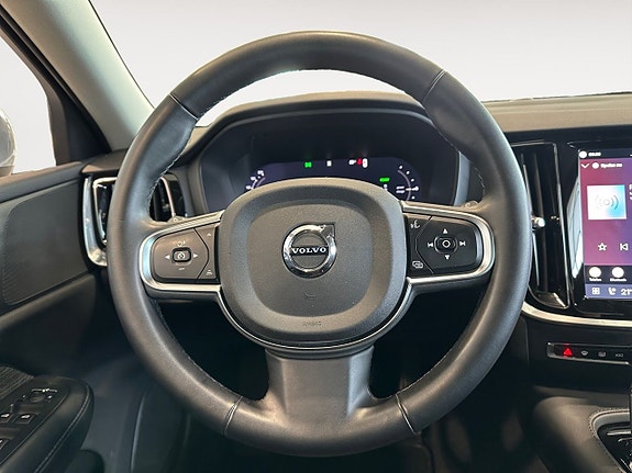 Volvo V60 14 of 26