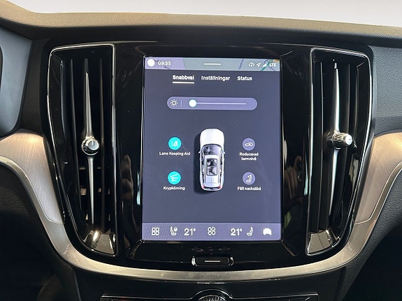 Volvo V60 22 of 26