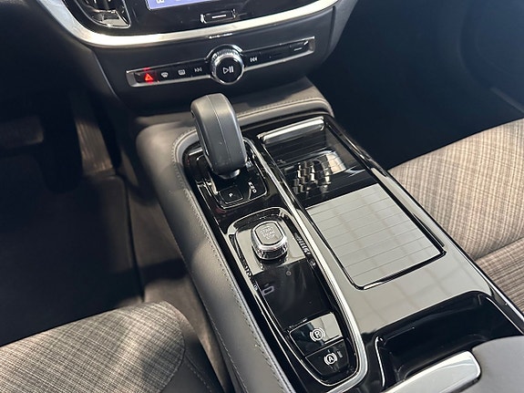 Volvo V60 12 of 26