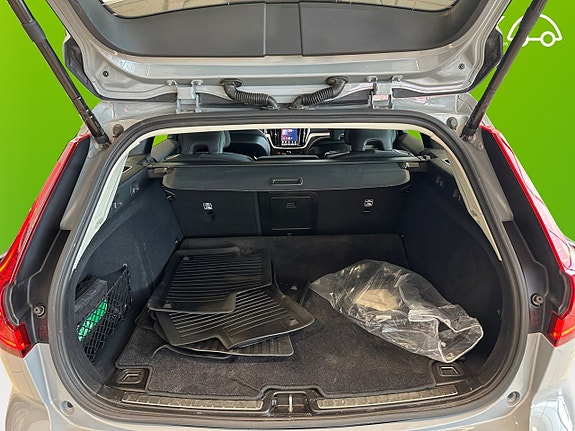 Volvo V60 17 of 26