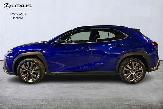 Lexus UX250h 2 of 5