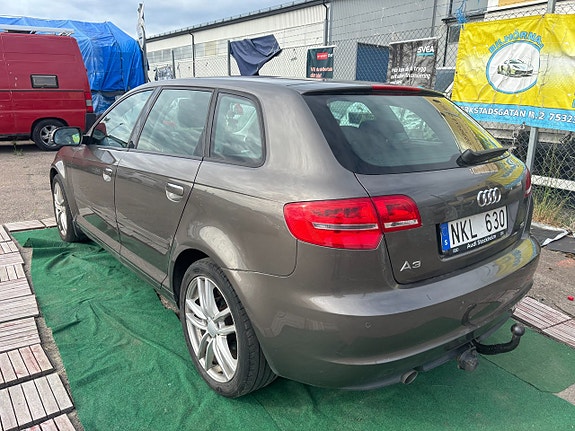 Audi A3 4 of 5