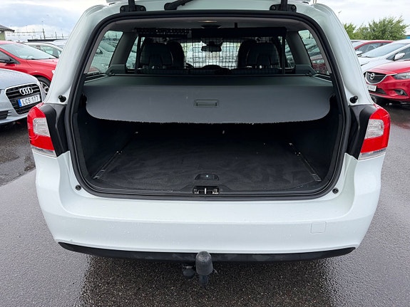 Volvo V70 10 of 21