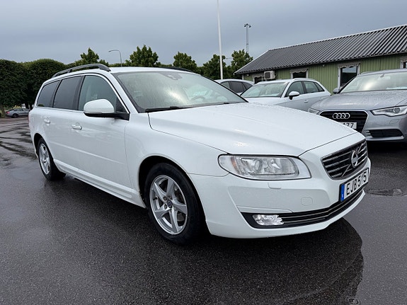 Volvo V70 7 of 21