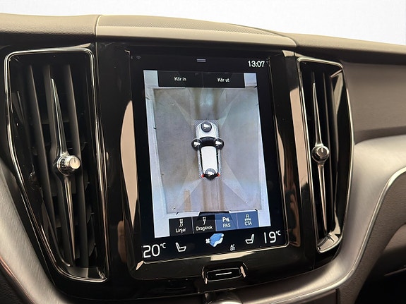 Volvo XC60 19 of 30