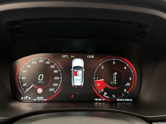 Volvo XC60 17 of 30