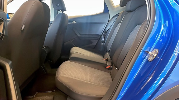 Seat Arona 11 of 13