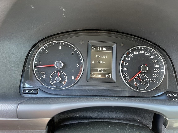 Volkswagen Touran 23 of 27
