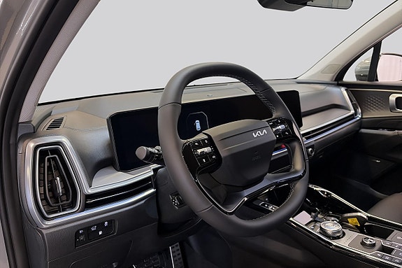 Kia Sorento 10 of 19
