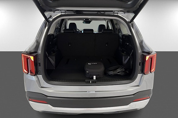 Kia Sorento 14 of 19