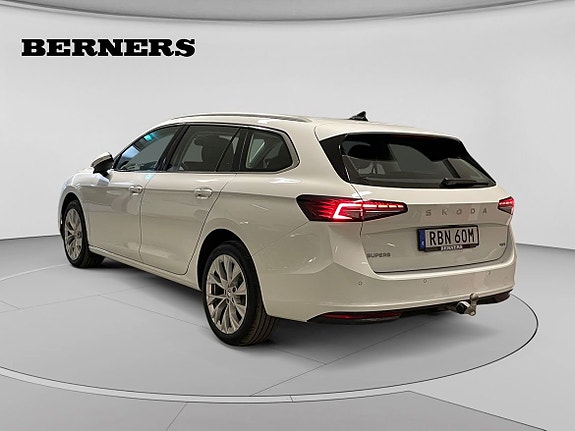 Skoda Superb 3 of 15