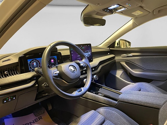 Skoda Superb 4 of 15