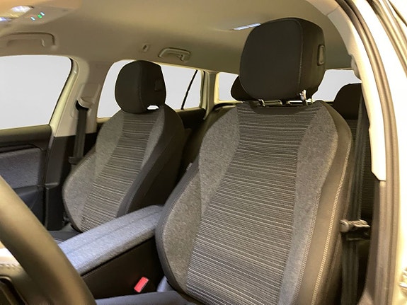 Skoda Superb 10 of 15