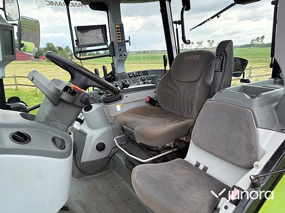 Traktor med lastare - Claas, Arion 440 14 of 30