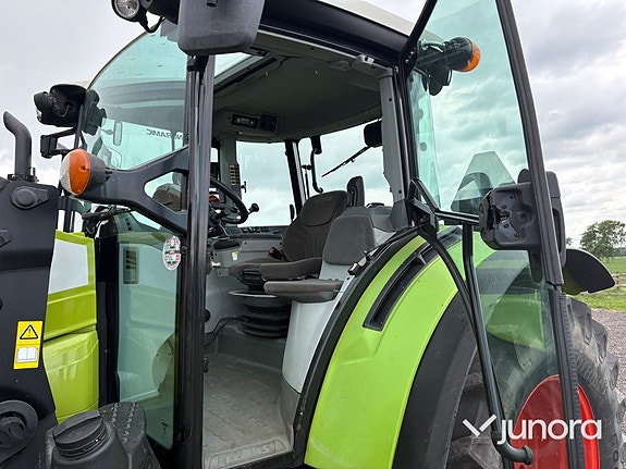 Traktor med lastare - Claas, Arion 440 13 of 30