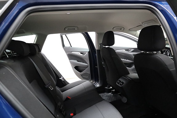 Opel Insignia 16 of 24