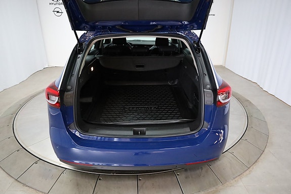 Opel Insignia 10 of 24