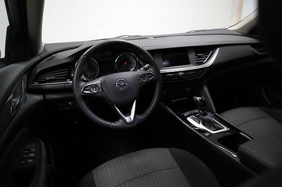 Opel Insignia 3 of 5