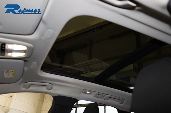 Volvo XC60 16 of 23