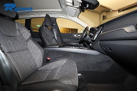 Volvo XC60 6 of 23