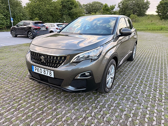 Peugeot 3008 4 of 5
