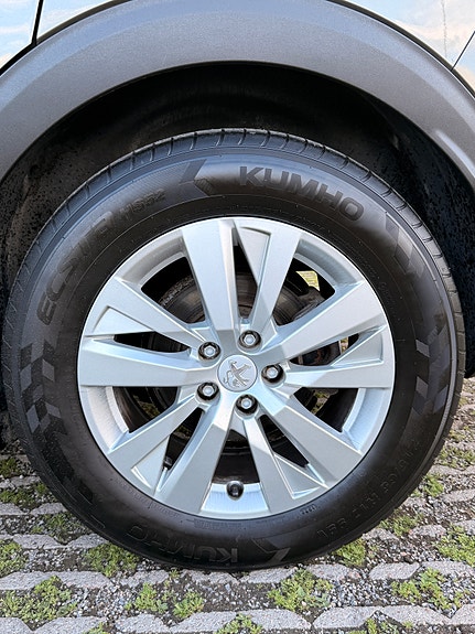 Peugeot 3008 14 of 17