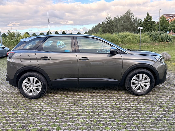 Peugeot 3008 7 of 17