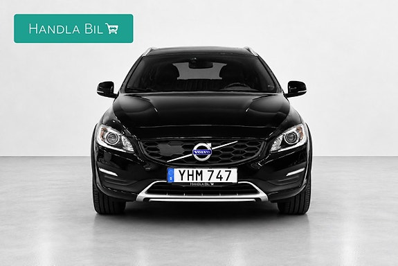 Volvo V60 Cross Country 3 of 5