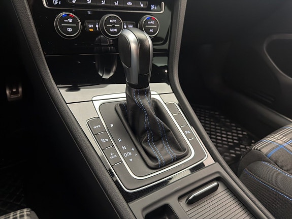 Volkswagen Golf I 19 of 28