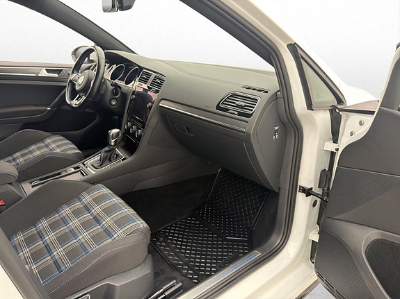 Volkswagen Golf I 9 of 28
