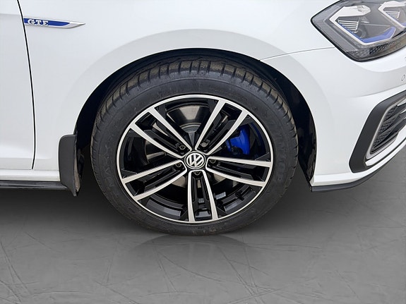 Volkswagen Golf I 28 of 28