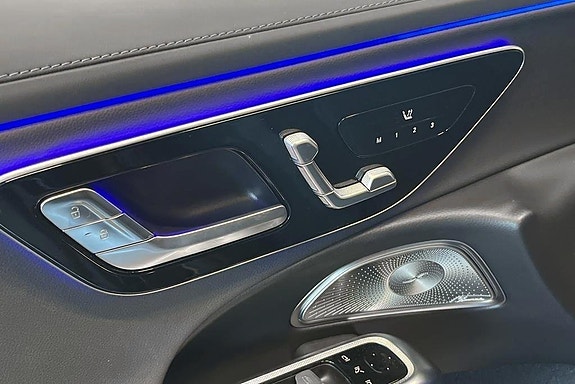 Mercedes-Benz E300 de 16 of 16