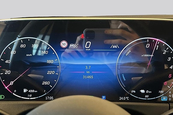Mercedes-Benz E300 de 10 of 16
