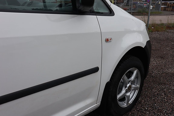 Volkswagen Caddy 3 of 5