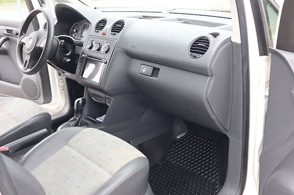 Volkswagen Caddy 19 of 25