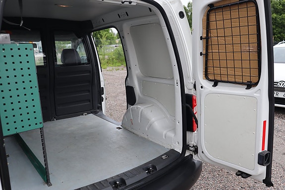 Volkswagen Caddy 15 of 25