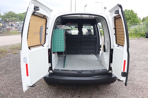 Volkswagen Caddy 13 of 25