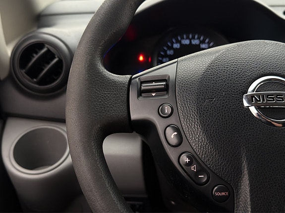 Nissan NV200 16 of 27