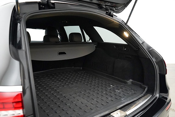 Mercedes-Benz E220 d 18 of 23