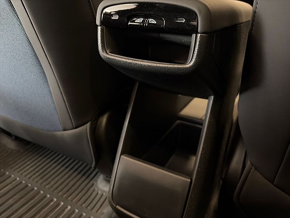 Volvo EX30 24 of 30