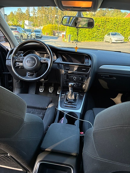 Audi A4 9 of 19