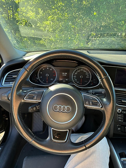 Audi A4 10 of 19