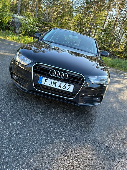 Audi A4 2 of 19