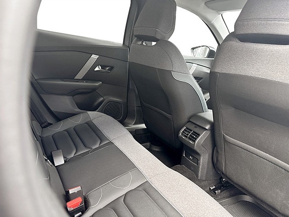 Citroen C4 14 of 17