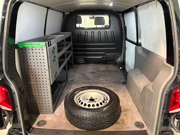 Volkswagen Transporter 18 of 19
