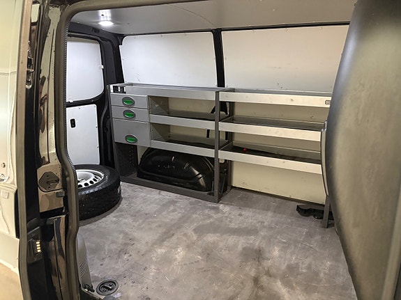 Volkswagen Transporter 19 of 19